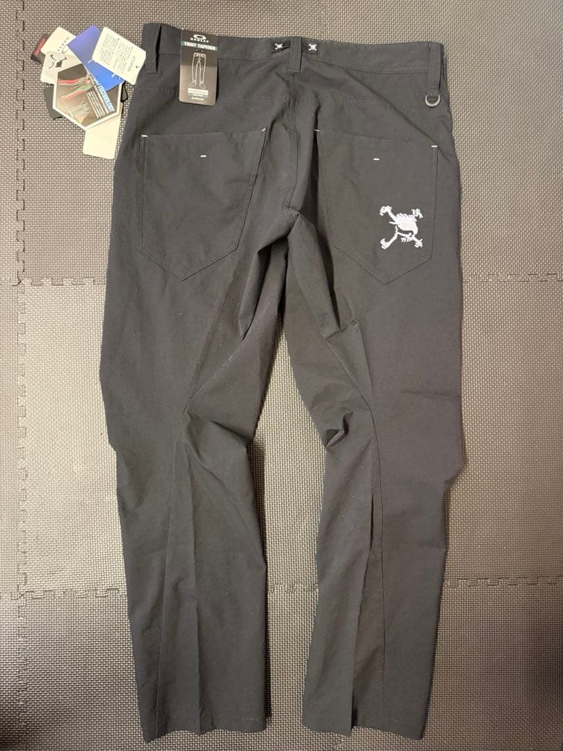 【新品】OAKLEY ゴルフ パンツ Lサイズ